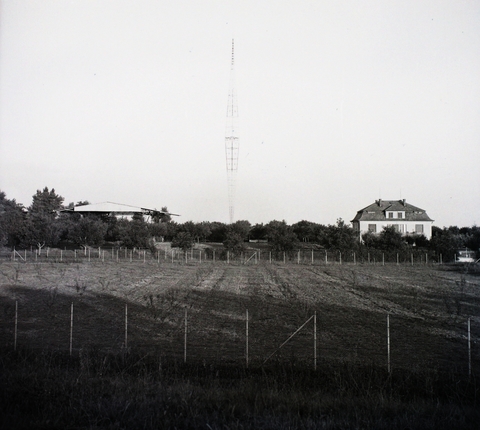 a 314 mÃ©ter magas lakihegyi antennatorony 1933-as Ã¡tadÃ¡sa Ã³ta MagyarorszÃ¡g legmagasabb Ã©pÃ­tmÃ©nye.